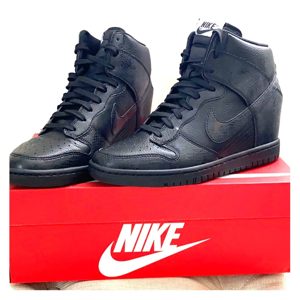 NIKE DUNK SKI HI